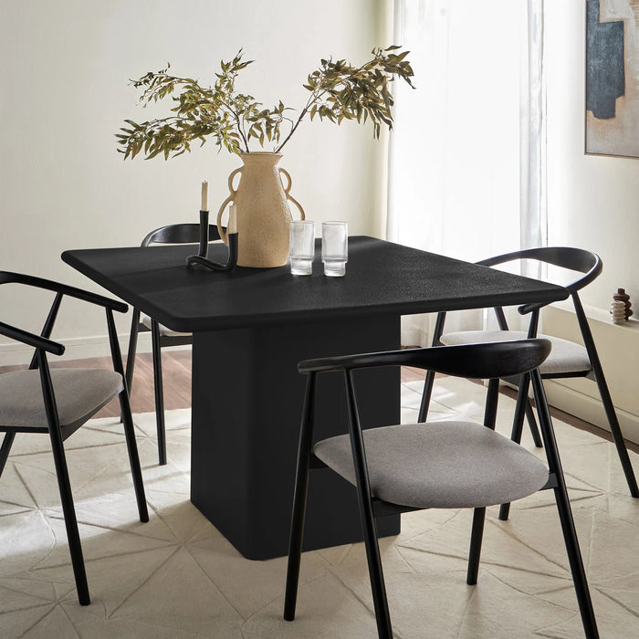 Core Dining Table