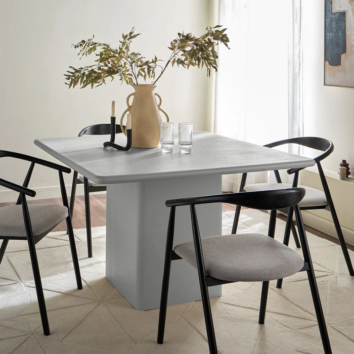 Core Dining Table