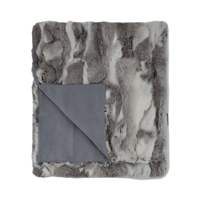 Arctic smoke Throw