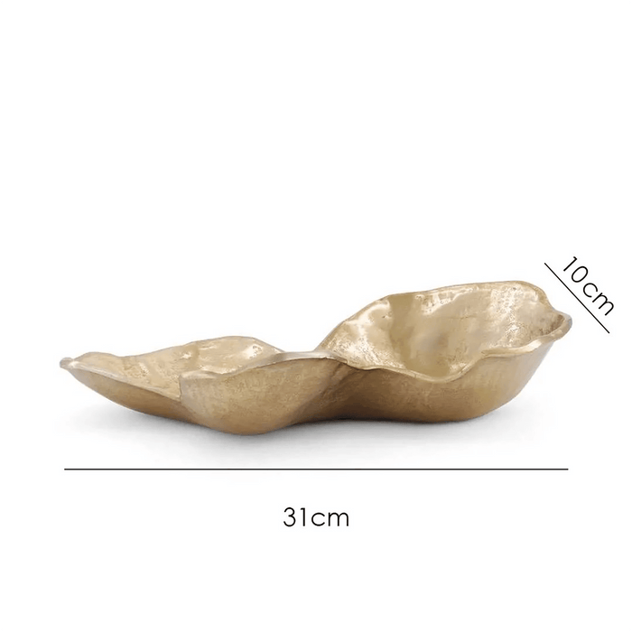 Narella Organic Centerpiece