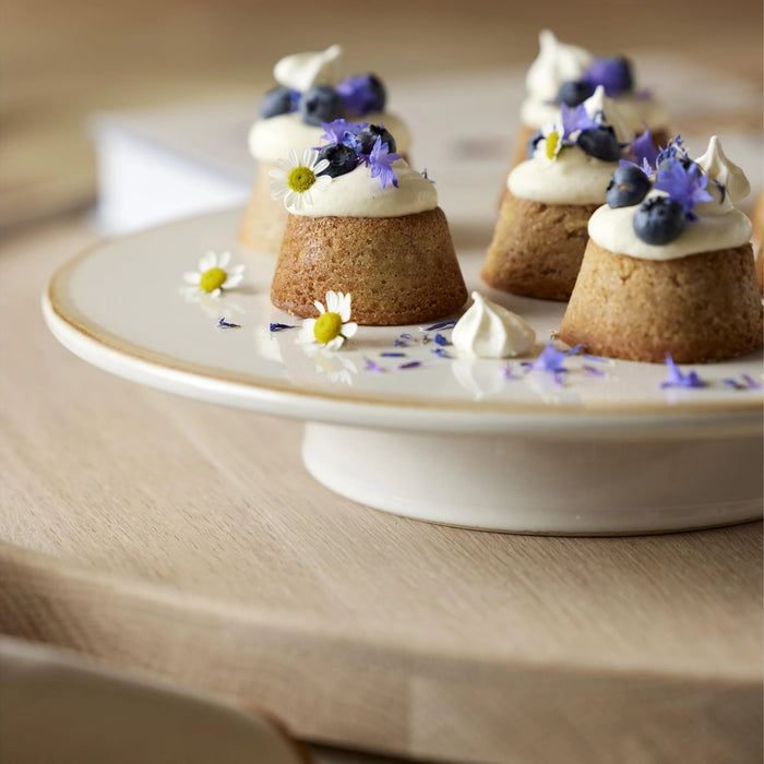 Footed Cake Stand Cream