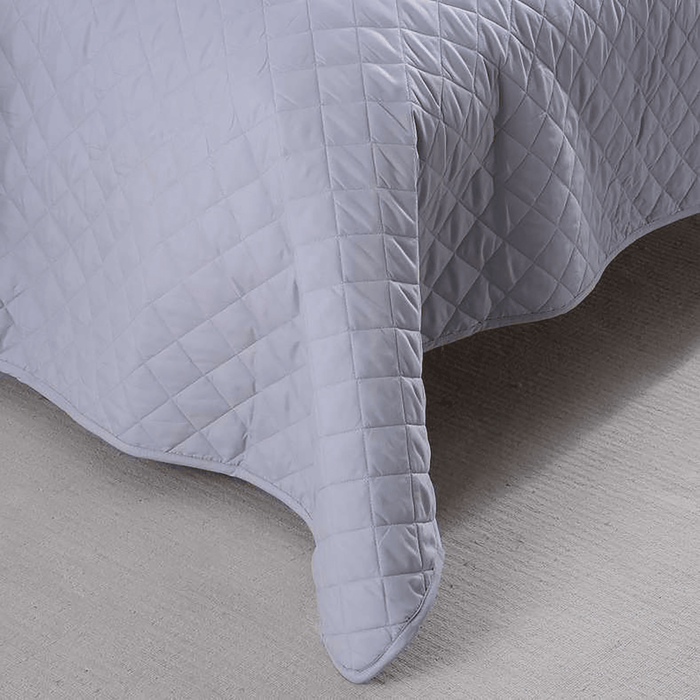 Essential 3-Piece Diamond Quilted Bedspread Set - Grey