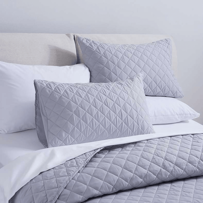 Essential 3-Piece Diamond Quilted Bedspread Set - Grey