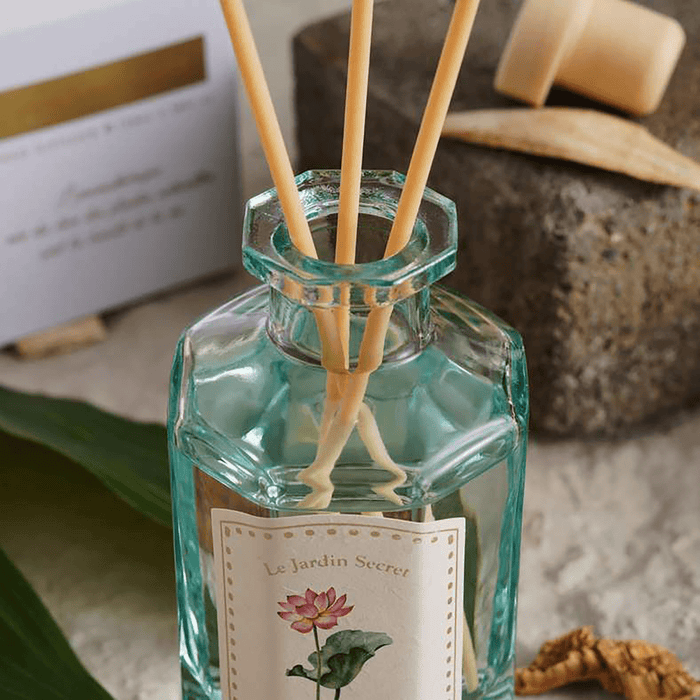Le Jardin Secret Oriental Floating Lotus Reed Diffuser 100Ml - Blue