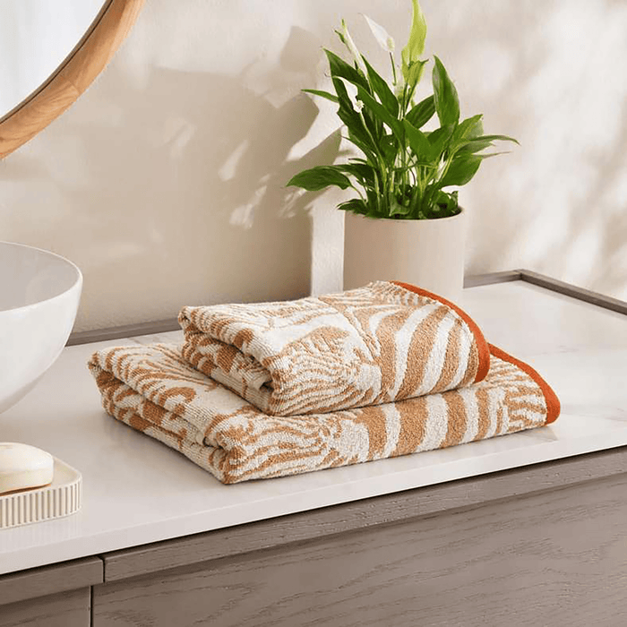 Mirage Jq Bath Towel -Beige