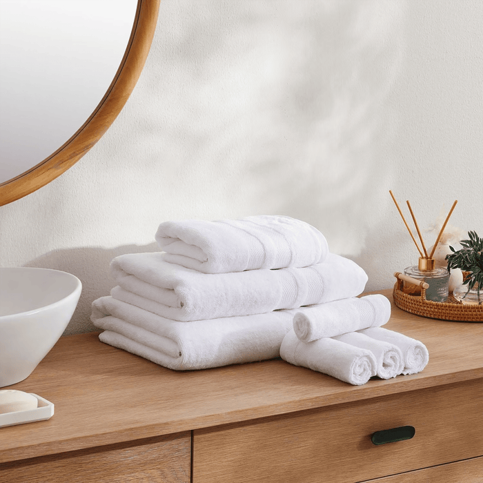 Plush Smart Twist Cotton 550 Gsm Bath Sheet -White