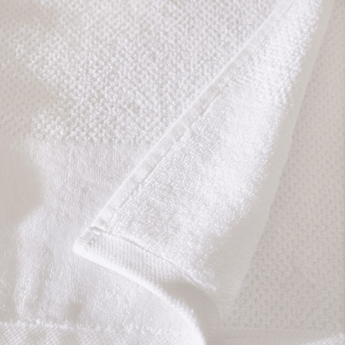 Retreat Bath Towel White