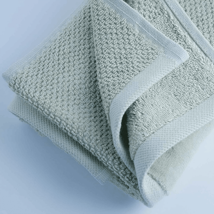 Retreat Hand Towel Mint