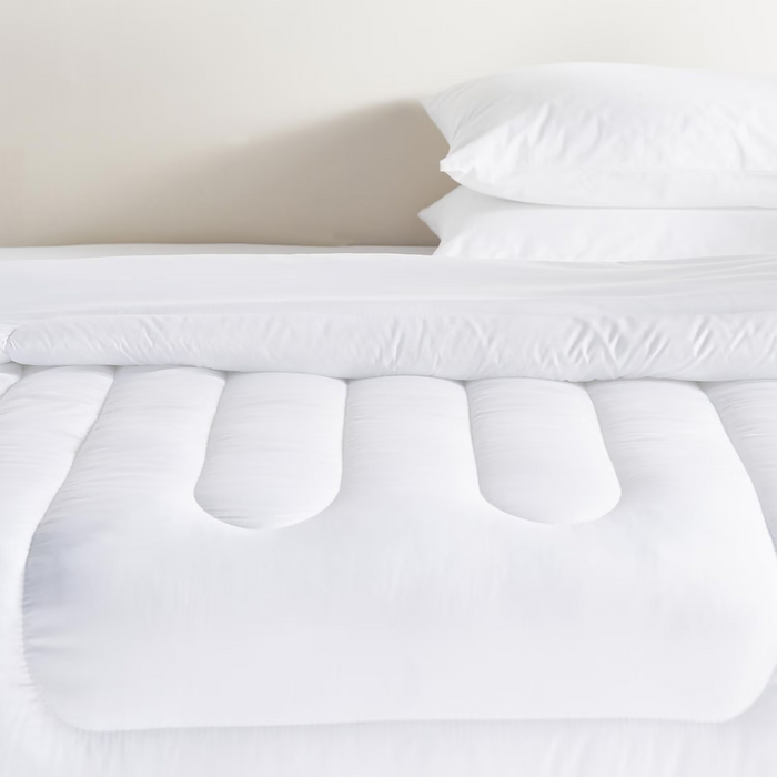 Room Essential 4.5 Tog Duvet 260X220cm-White