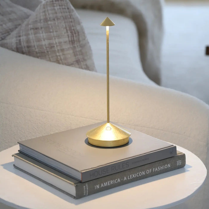 Pina Pro Table Lamp Ø.105X290Mm. Golden Leaf 2,2W Led 173Lm. No Plug