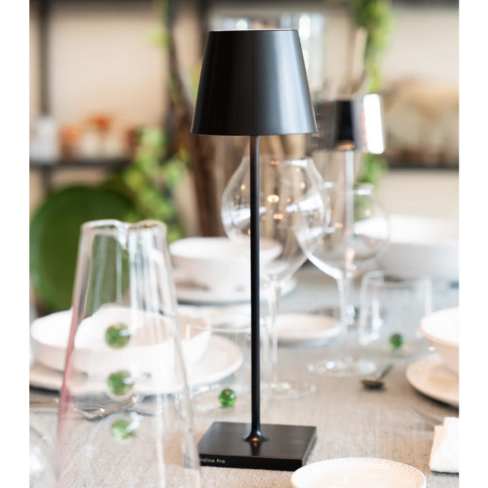 Poldina Pro Table Lamp Ø.111X380Mm. Matt Black 2,2W Led 185/203Lm.