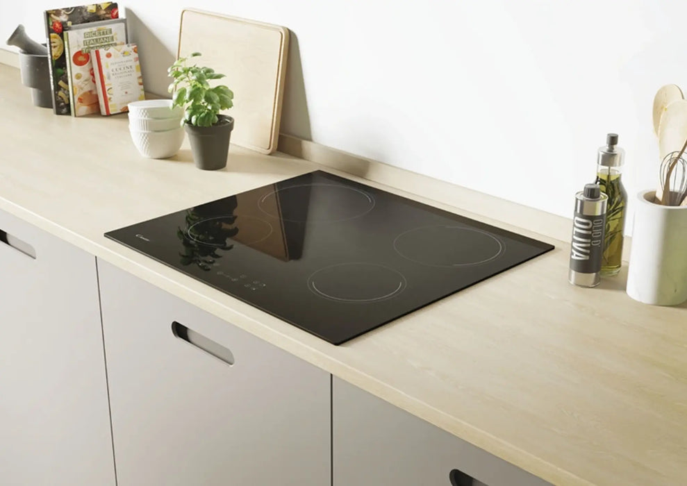 Candy CC64CH | 60cm Vitroceramic Hob | 4 Radiant Zones | Touch Control | Black Glass Cooktop | Made In Turkey