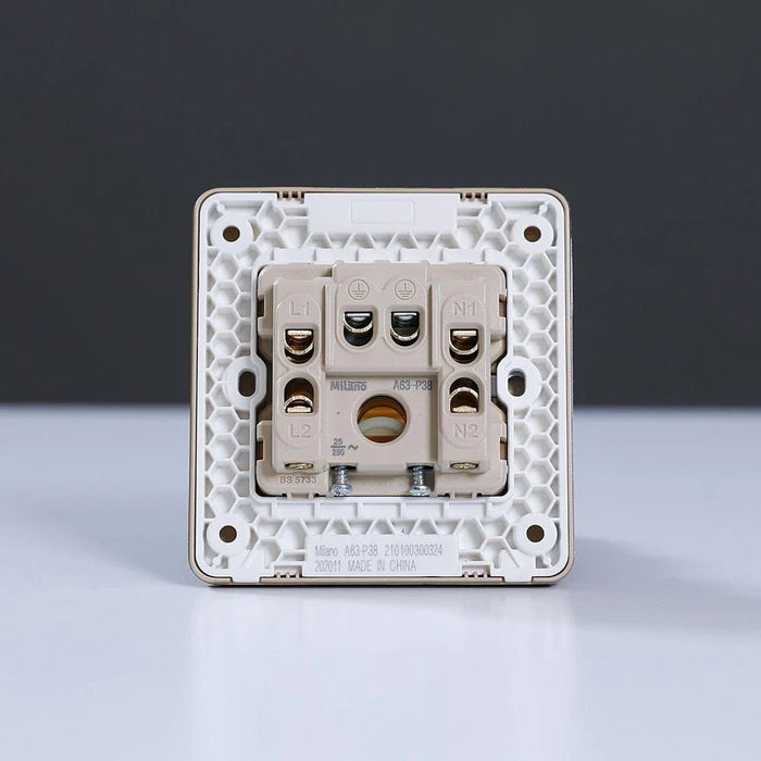 Milano 25A Flex Outlet Gd Ps