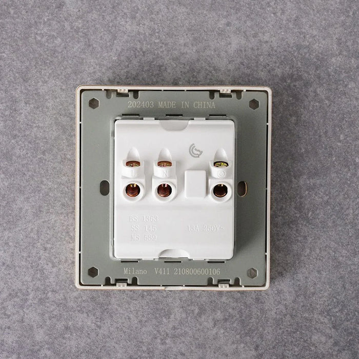 Milano 13A Socket With Neon, Dp Aura Gld