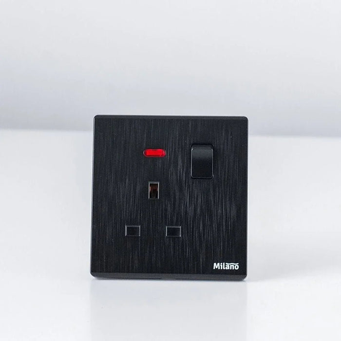 Milano 13A Socket With Neon, Dp Aura Blk