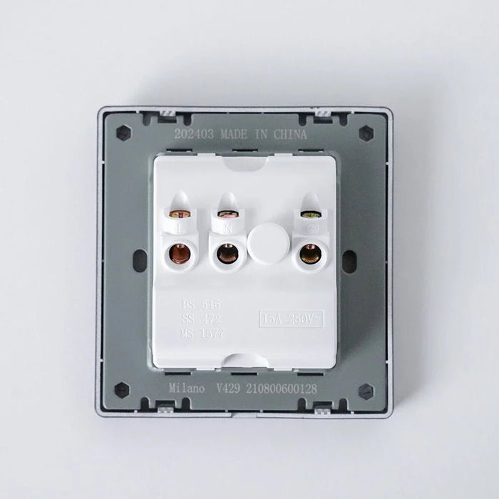 Milano 15A Socket Aura Blk