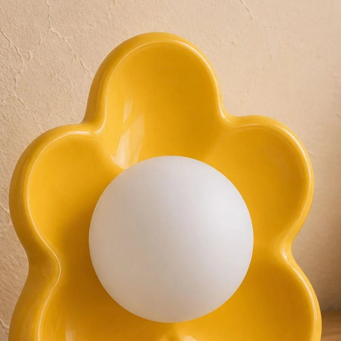Petal Pop Kids Ceramic Table Lamp