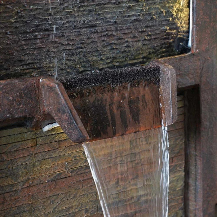 Angel Falls Fountain Ð With Light