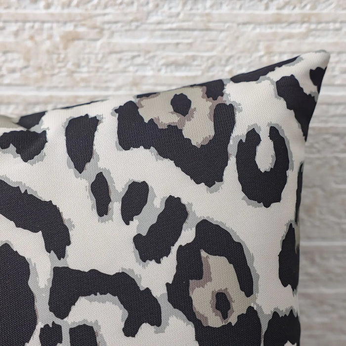 Toss Pillow With Zipper Without Piping 45X45Cm - Graphic Leopard, Multicolour, Bold Animal-Print Toss Pillow, 100% Polyester Fabric, For Patio Chairs