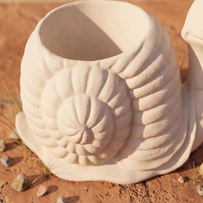 Snail Decor With Light 29.5X18.7X22.5Cm, White, Scenic Decor, Sandstone ,For Enhancing Gardens, Patios, Balconies, Entrances, Pathways, Outdoor