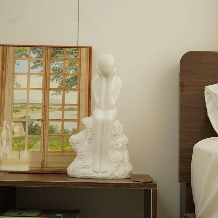 Liana Stoneware Thinking Person Wht 19X1200X3005Cm