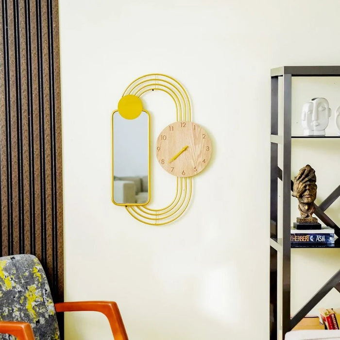 Cambridge Modern Clock With Mirror Wall Clock
79.5X52.5X4.5Cm Gold