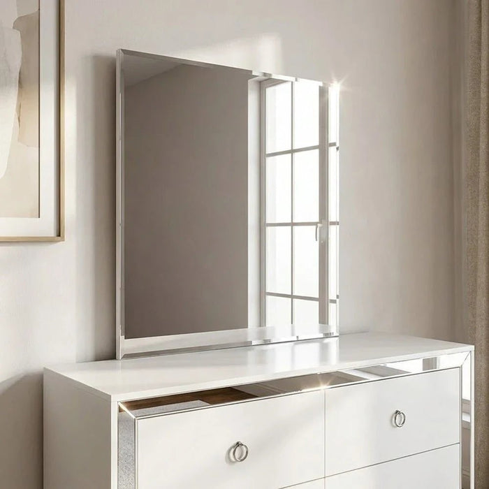 Ezekiel Dresser with Mirror-White/Silver