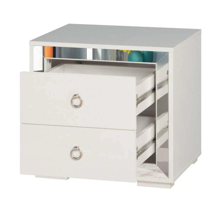 Ezekiel Night Stand-White/Silver