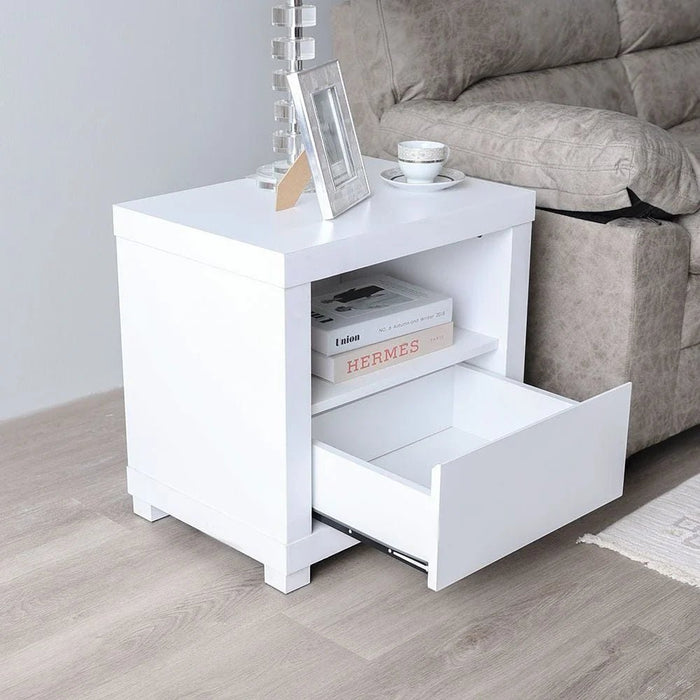 Kalmal End Table-Pearl White