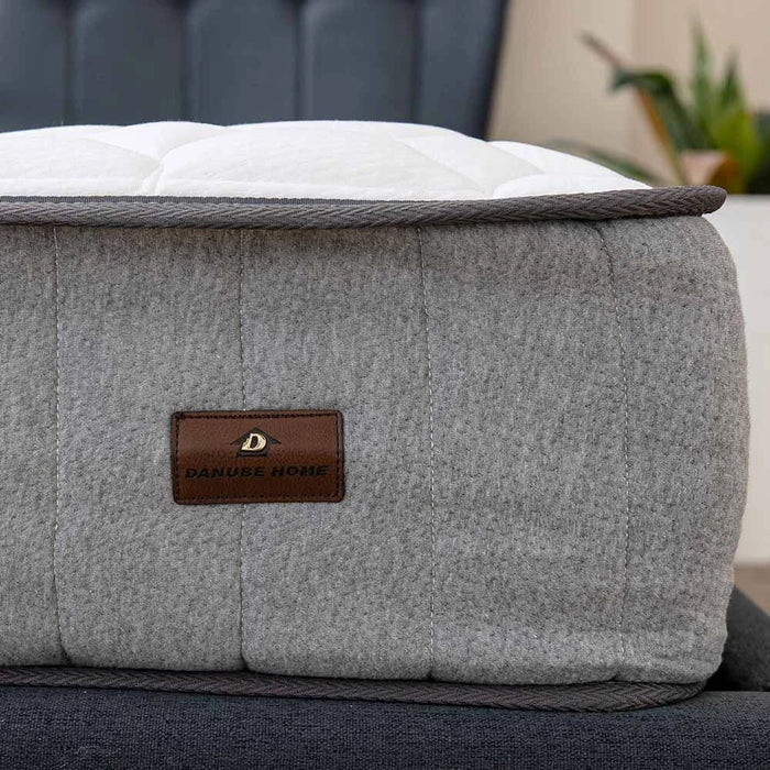 Natural Memory Foam with Pocket Spring Medium Firm Mattress-150x200x26 cm-With 5-Year Warranty
