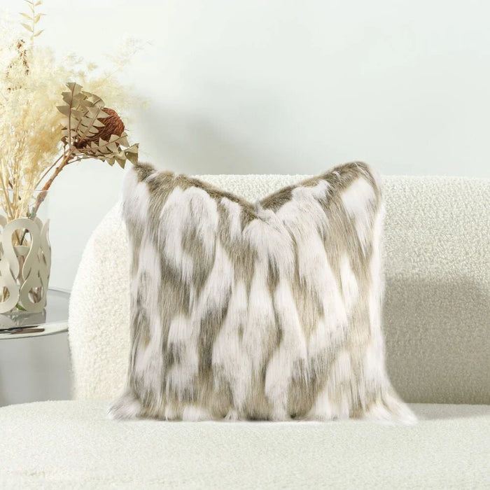 Fur Cushion - White - 45x45 cm