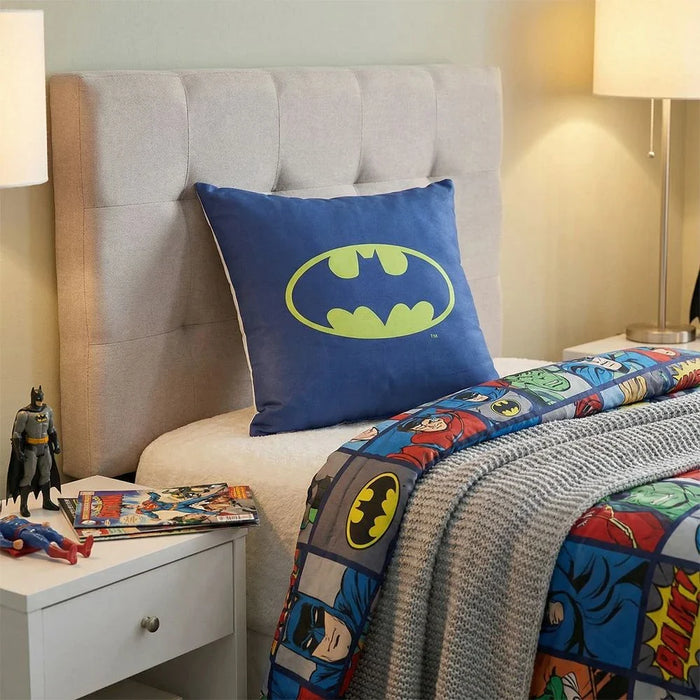 Batman Filled Cushion - 40x40 cm
