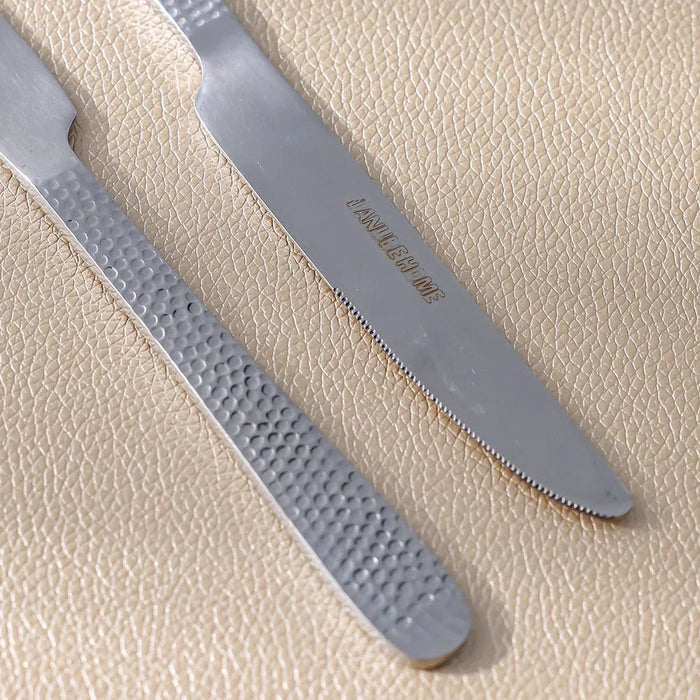 Sitello Hammered 2-Piece Dinner Knife Silver 21.5x1.8CM