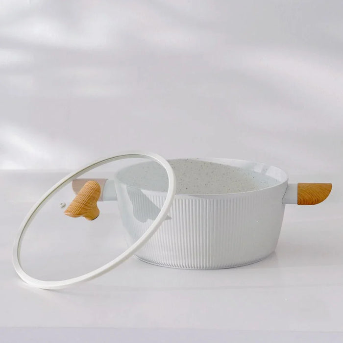 Chef's Delight Radiant Pro Casserole with Lid - Cream - 20x9.5 cm