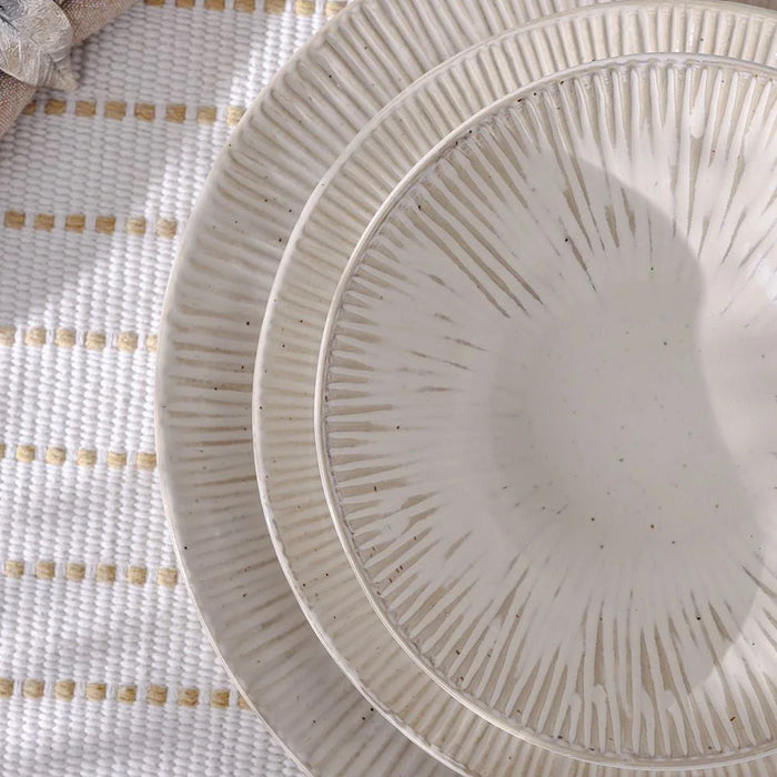 Youthful bite Stoneware Bowl -17X5.8 CM