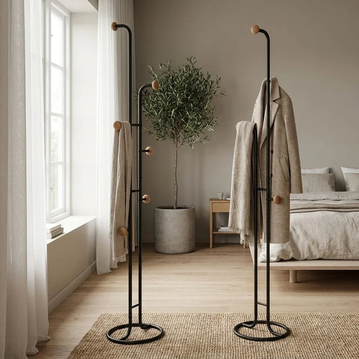 Thamuz Coat Hanger