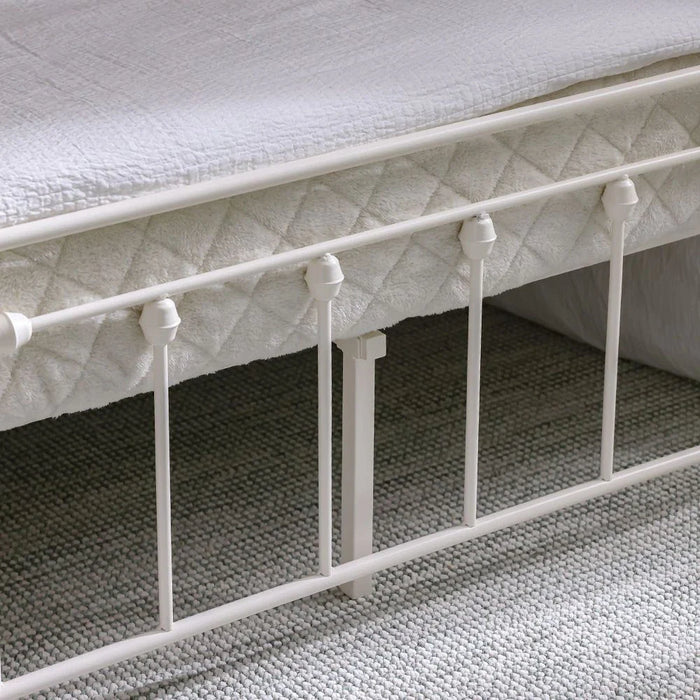 Bella Arrow 120x200 Metal Poster Bed - White - With 2-Year Warranty