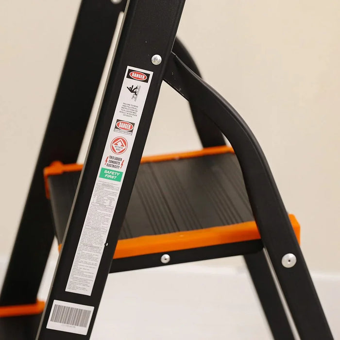 Milano Arnold 4-Step Household Ladder - Lightweight Aluminum Step Stool for Indoor & Outdoor Use - R16004 Black/Orange - Easy to Use, No Installation Required