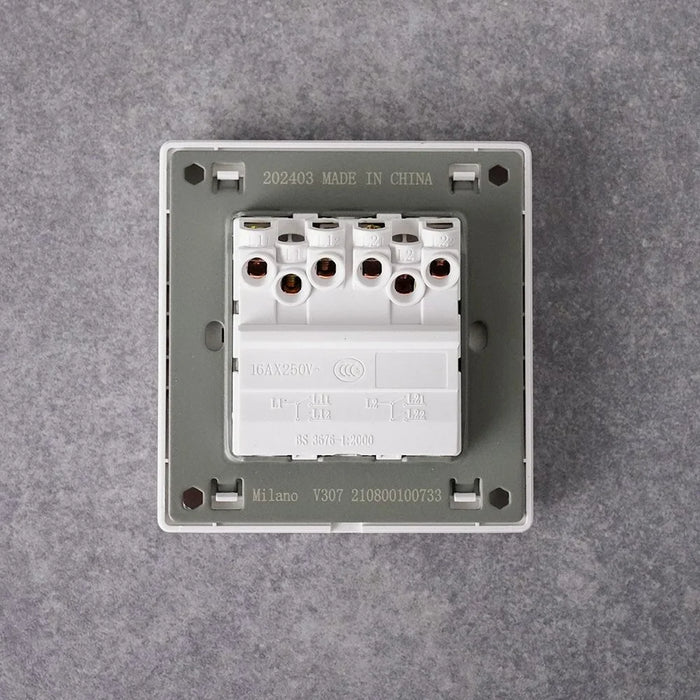 Milano 10A 4G 1W Switch Electrical Switches Sockets Outlets For Home Appliances Office Hotel Conventional Construction Project Aura Wh