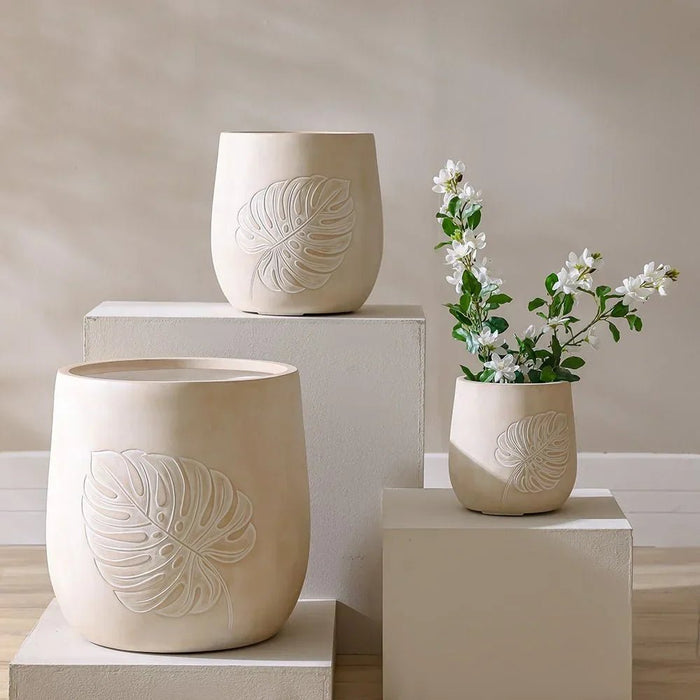 Fibre Clay Planter – Leaf Design – Large, Lightweight, Weather-Resistant Pot for Indoor/Outdoor Plants, Elegant Leaf Texture for Gardens 43.5×43.5×44 cm