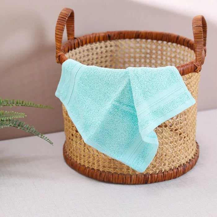 Flossy Face Towel 100% Combed Cotton 550 GSM Quick Dry Plush Wash Towel Ultra Soft Lightweight Highly Absorbent Towels For Bathroom 33x33 cm Aqua
