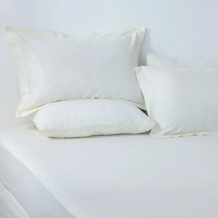Bliss 3 - Pieces Premium Cotton Super King Duvet Cover Set Soft, Breathable, And Comfortable Bedding Stylish Duvet And Pillow shams - 260x220 cm, 50x75 cm - Off White