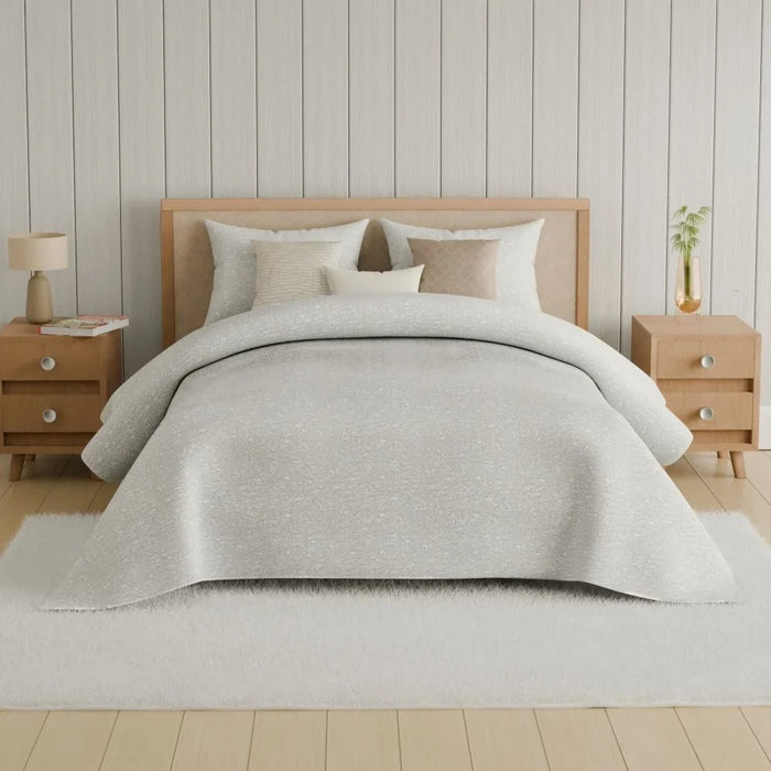 Oxford Reverie Jacquard King Comforter Set for Adults