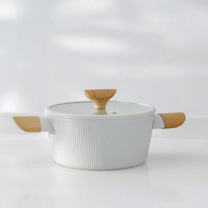 Chef's Delight Radiant Pro Casserole with Lid Luxury Serving Bowl Elegant Hot Pot For For Biryani Pulao And Etc 24x11cm