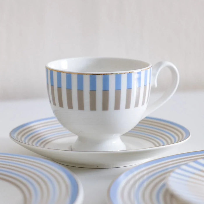 Oasis Bloom 32-Piece Dinner Set - Serves 6 | Blue