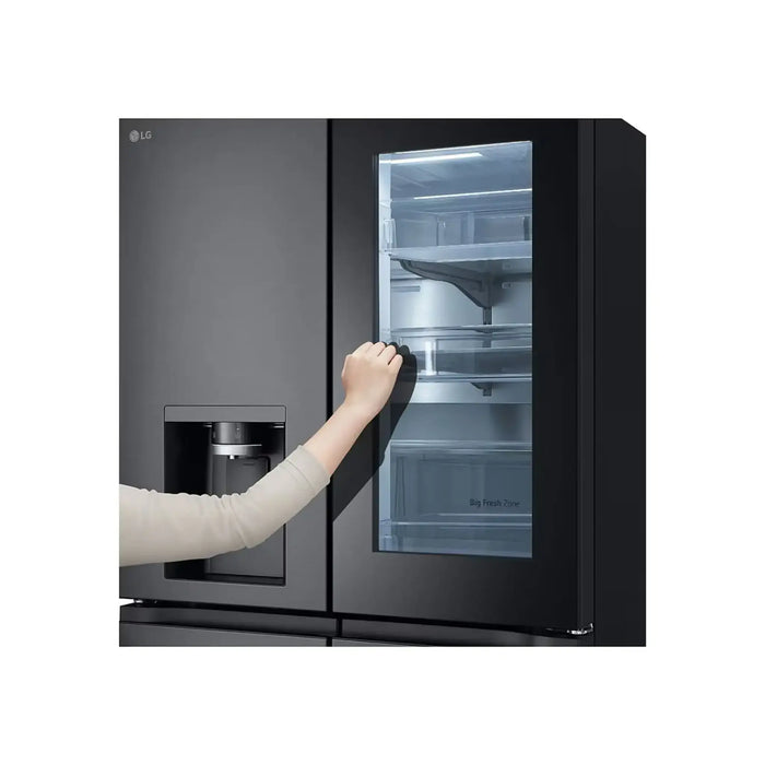 LG 900 L Gross Black Glass InstaView Door-in-Doorª| Essence Black Steel