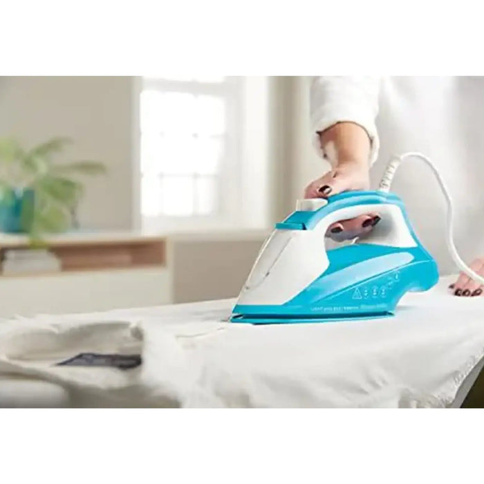 Russell Hobbs Light & Easy Brights Aqua Iron | 2400W | Ceramic Soleplate | 115g Steam Shot | Aqua | 26482
