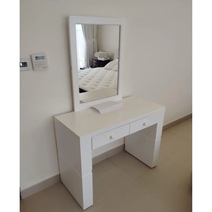 Eric Dressing Table