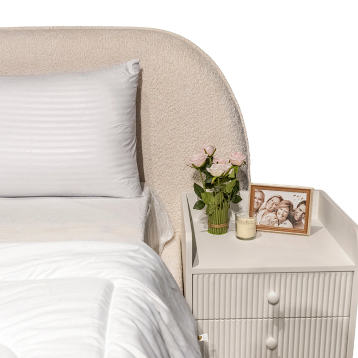 Ezra Bouclé Bed