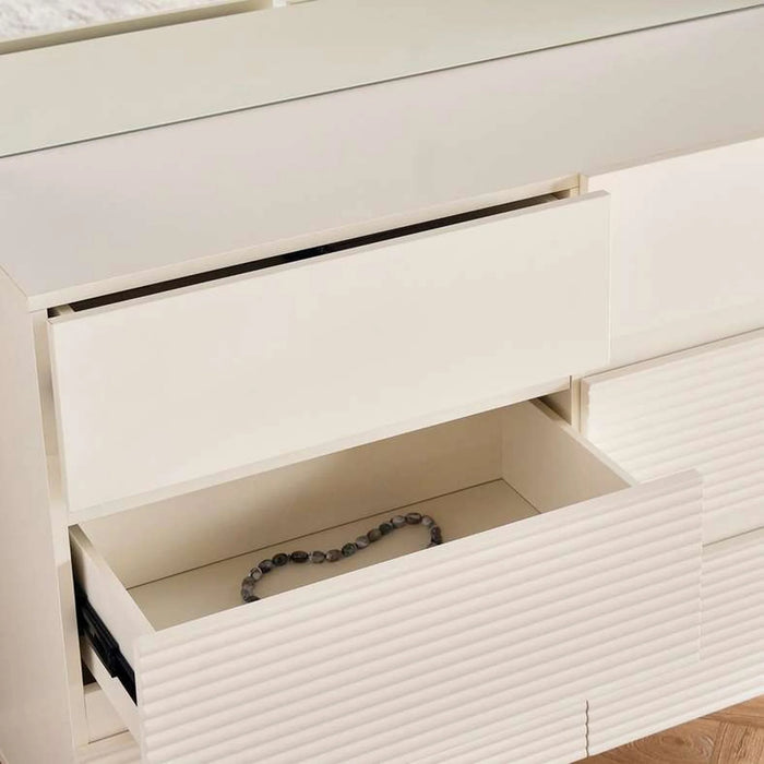 Haniya Dresser With Mirror - White